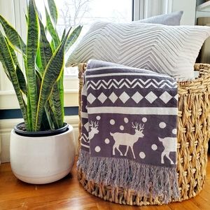 Evergeen Lane Reversible Holiday Throw by Artisan 34, Cotton Jaquard